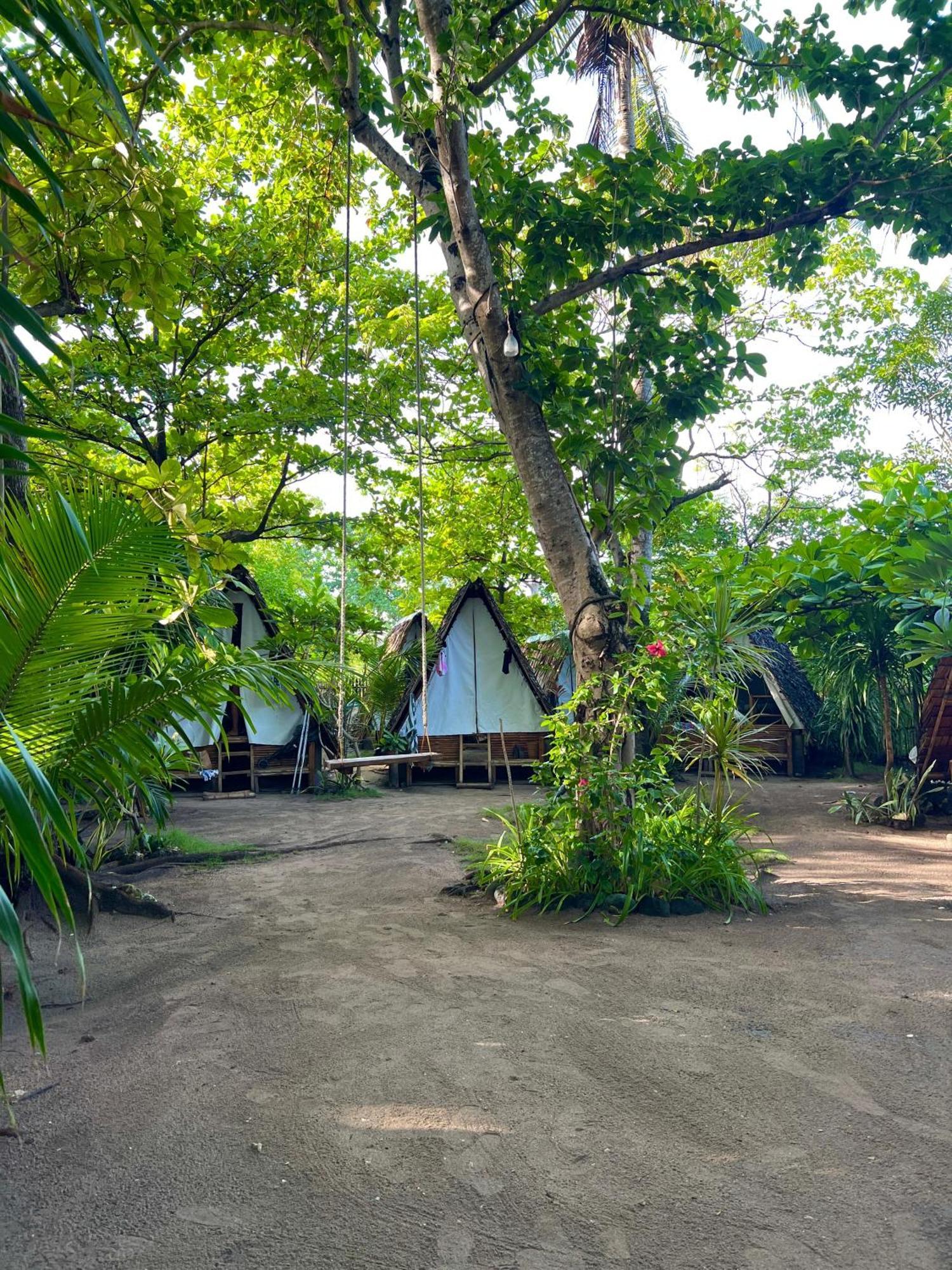 Georgia'S Neverland Hostel Isla de Malapascua Exterior foto